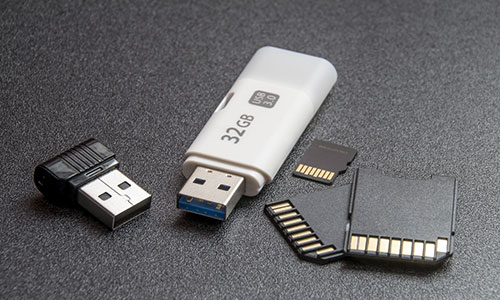     - , microSD, USB-
