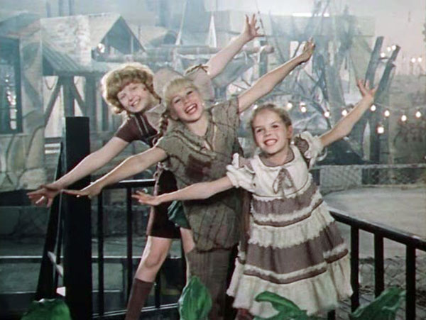 Песенка Пеппи про придумывание. Кадр из фильма «Пеппи Длинныйчулок»