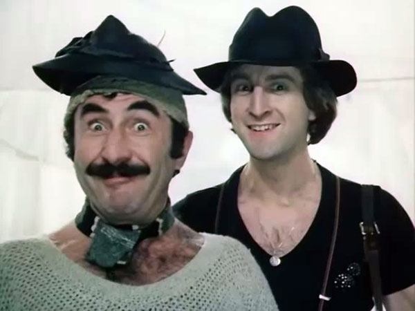 Планы жуликов. Кадр из фильма «Пеппи Длинныйчулок»