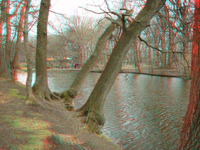 Анаглиф - На берегу пруда в парке Анаглиф - На берегу пруда в парке