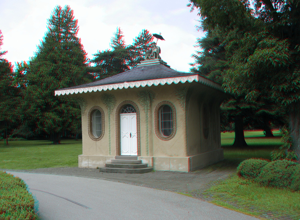 Анаглиф - Домик в парке Анаглиф - Домик в парке