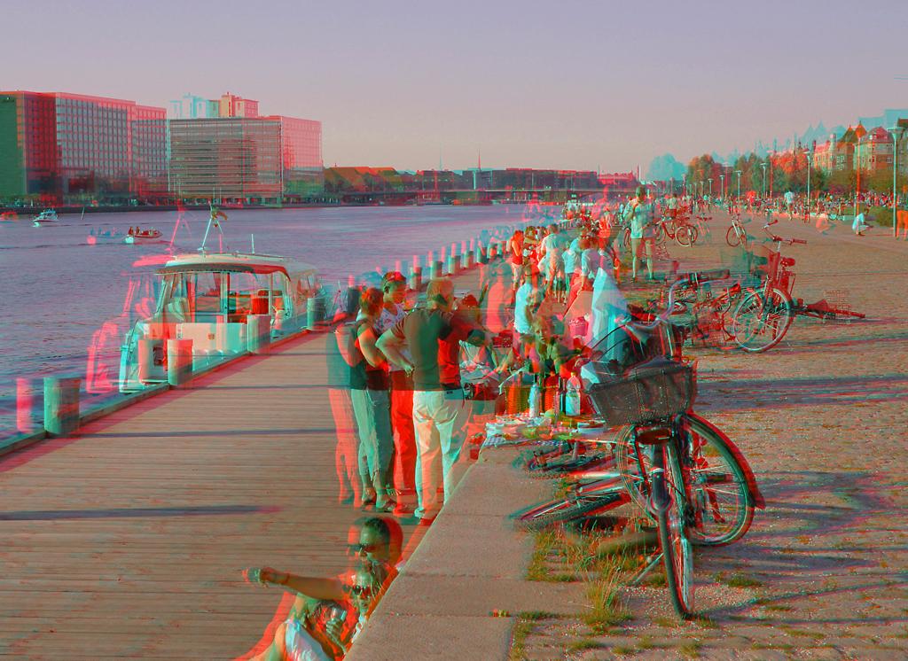 Анаглиф - Городской пейзаж с рекой Анаглиф - Городской пейзаж с рекой