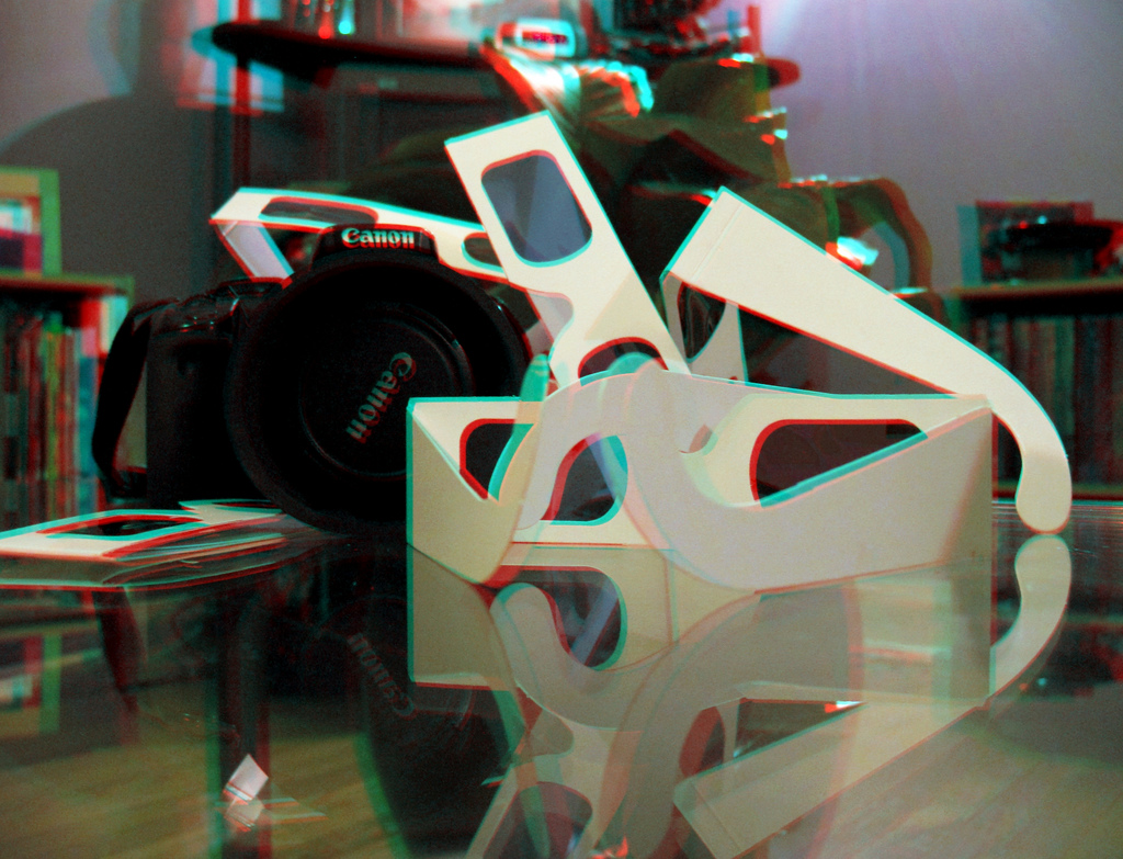 Анаглиф - 3D очки и фототехника Анаглиф - 3D очки и фототехника