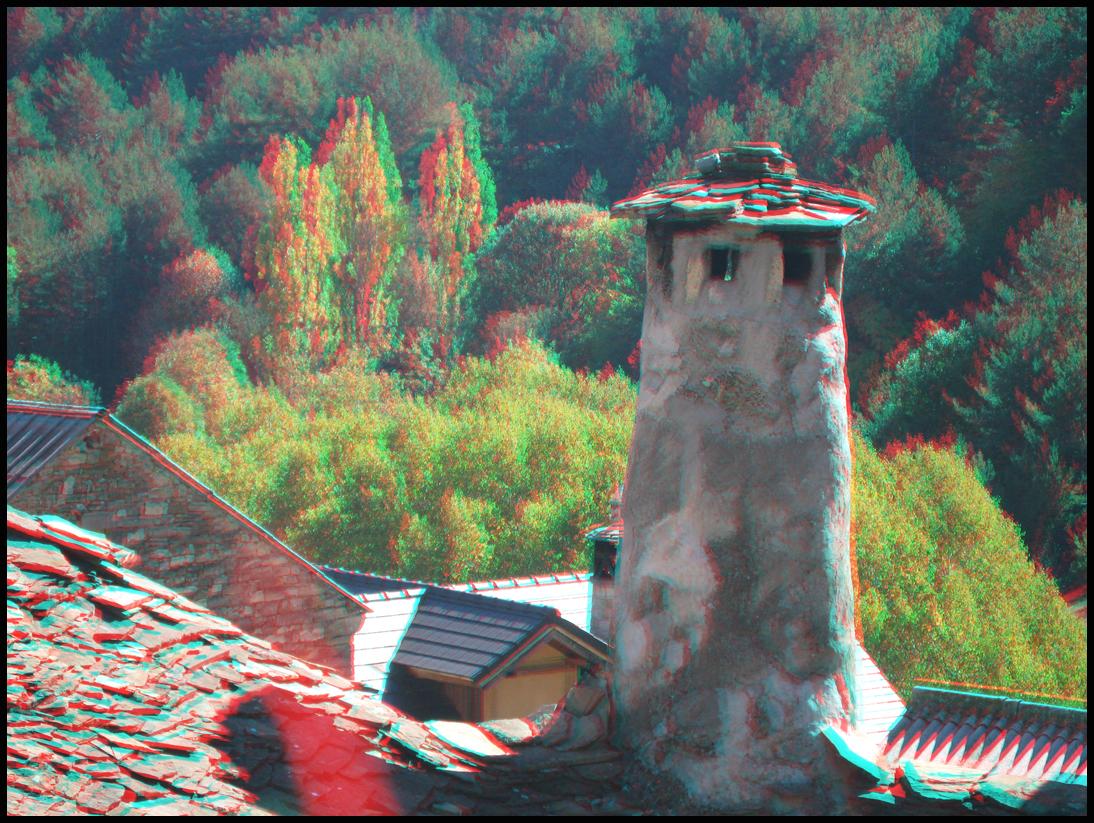 Анаглиф - Башня на фоне леса Анаглиф - Башня на фоне леса